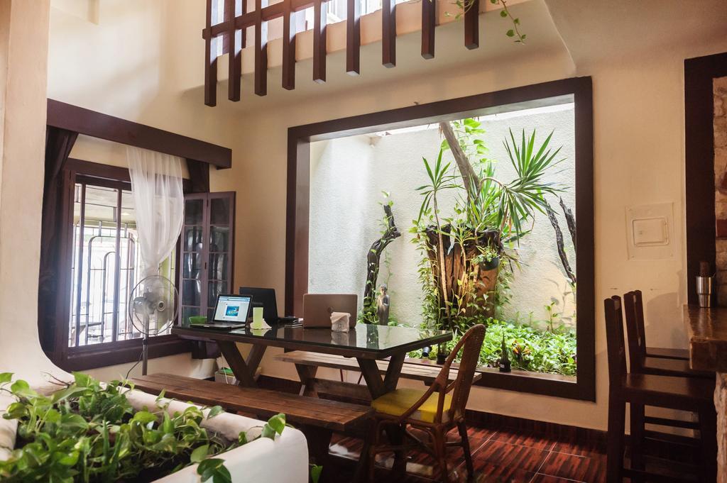 The Arrival Hostal Cancun Exterior photo